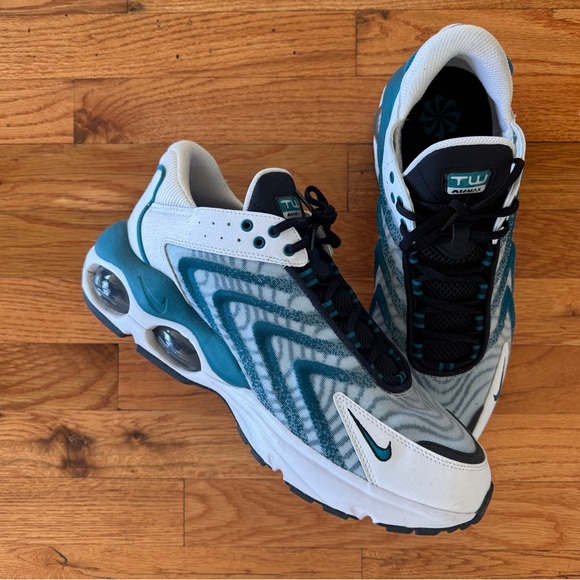Nike Air Max TW like new - Picture 1 of 3